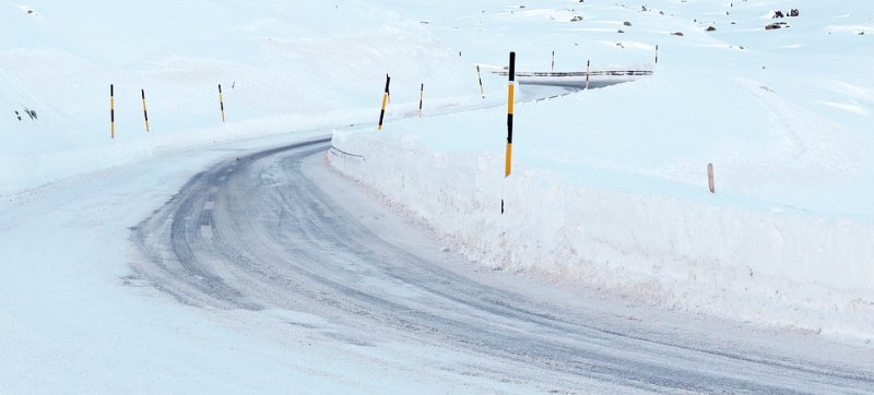 snowy-road