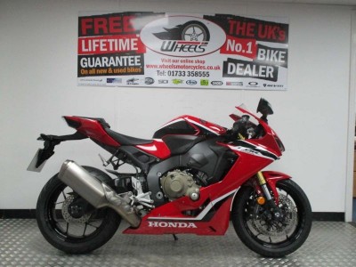 Image of Honda CBR 1000 RA-J