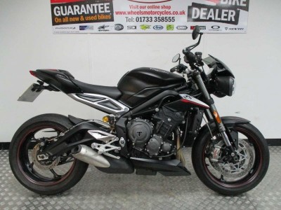 Image of Triumph Street Triple RS