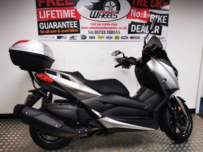 Image of Yamaha YP 400 RA X-MAX ABS