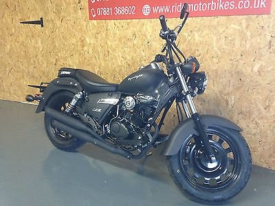 Image of Keeway Superlight 125cc Matt Black