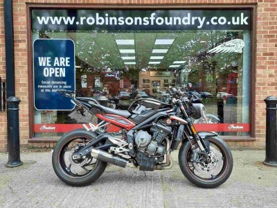 Image of Triumph Street Triple R