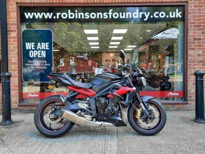 Image of Triumph Street Triple 675R ABS